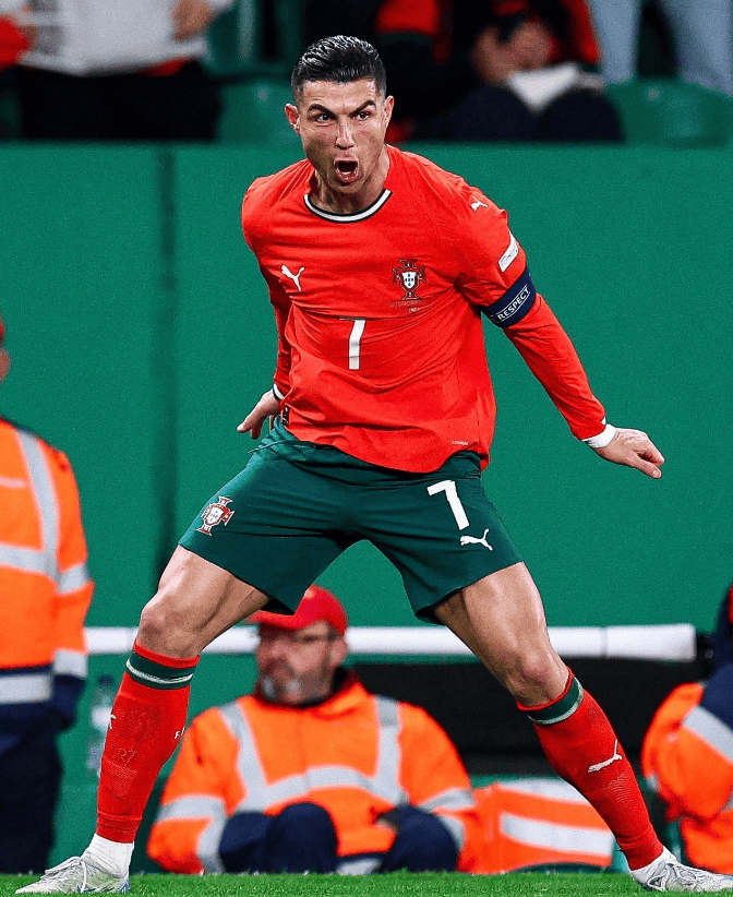 包含C罗赛事官方发布绝杀新规，加拿大队争议不断！的词条